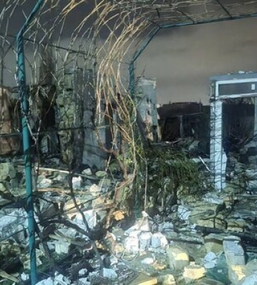 Россияне атаковали юг Украины "шахедами", погиб мужчина. ФОТОрепортаж