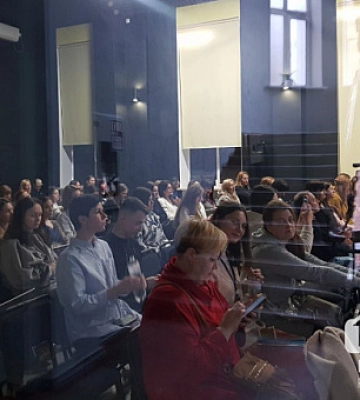 Надихаючі історії жінок під час війни: у Кривому Розі відбулася конференція