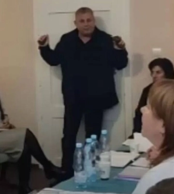 Від підриву гранат у сільраді на Закарпатті постраждав військовий, який воював на протезах