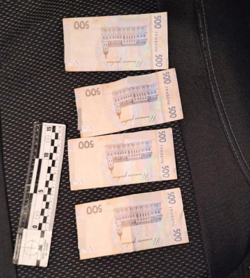 У Рівненському районі водій, позбавлений права керування, пропонував поліцейським хабаря