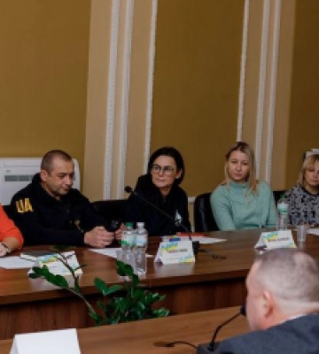 На Львівщині відбулась зустріч волонтерів-іноземців з представниками владних структур