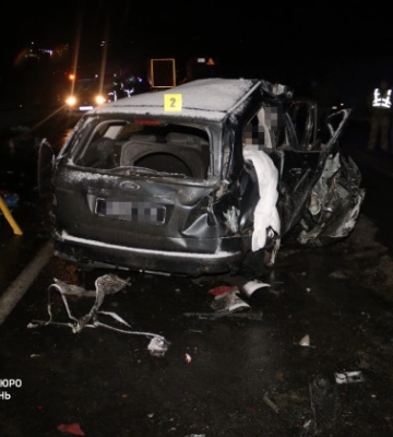 ДБР розслідує обставини аварії на Львівщині, в якій загинули військові та цивільна