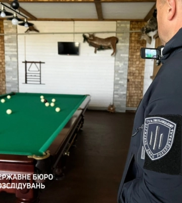 Конфіскували дачу й будиночки у Буковелі колишнього воєнкома Рівненщини