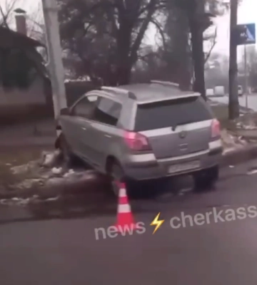 Два автомобілі не розминулися на перехресті в Черкасах