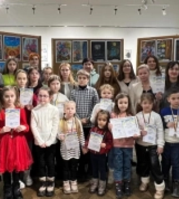 У Рівному представили роботи переможців IV Міжнародного конкурсу образотворчого мистецтва «Квітуча фантазія». ФОТО