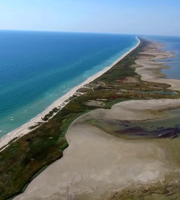 Произошло чудо: в Одесской области море пробило путь к заповедным водоемам