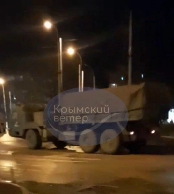 Ситуація в Криму: російські військові перекидають військову техніку та особовий склад до лінії фронту