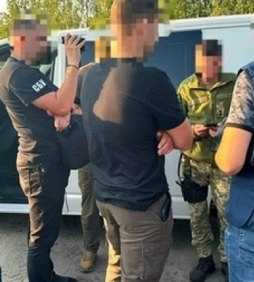 Волинського прикордонника оштрафували на 51 тис. грн за співпрацю з контрабандистами