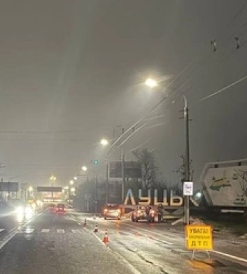 На в&#039;їзді до Луцька легковик збив на переході 19-річну дівчину 
