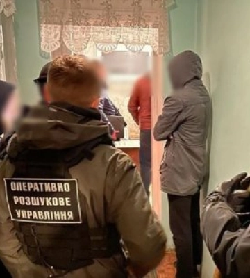 Групу наркоторговіців затримали на Закарпатті (Фото, Відео)