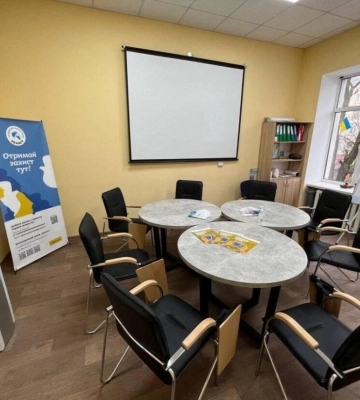 У Чернігові відкривають новий центр допомоги для місцевих та переселенців
