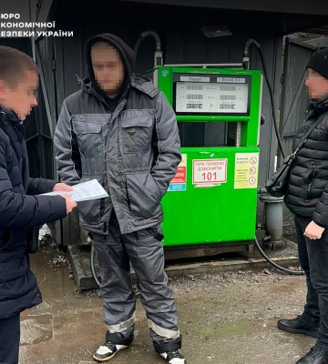 У Кривому Розі рятували будинок
