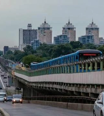 Ремонт моста Метро: в КГГА сказали, будут ли закрывать &quot;красную&quot; ветку подземки
