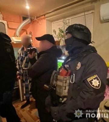 У Кривому Розі рятували будинок