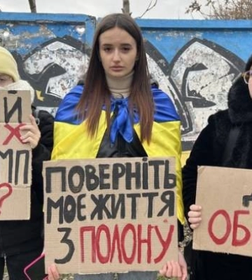 «Чекаємо на повернення наших захисників»: у Миколаєві вчергове відбулася акція «Не мовчи!Полон вбиває!»