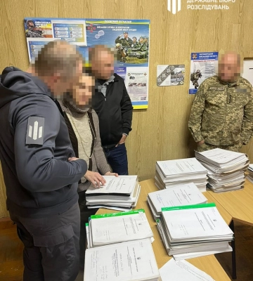 У Запоріжжі військкоматівською схемою ухилення від мобілізації встигло скористатись щонайменше 300 осіб