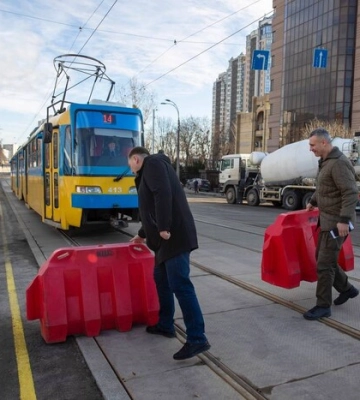 У столиці відкрили рух по Дегтярівському шляхопроводу