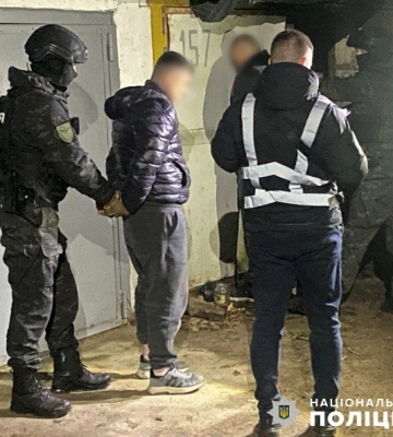 На Львівщині затримали наркоторговців, які заробляли пів мільйона гривень на місяць