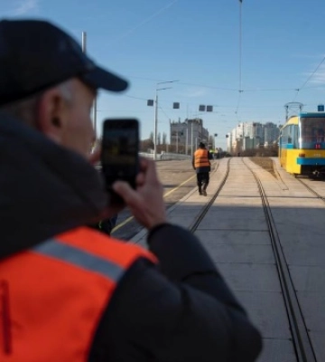 У столиці відкрили рух по Дегтярівському шляхопроводу