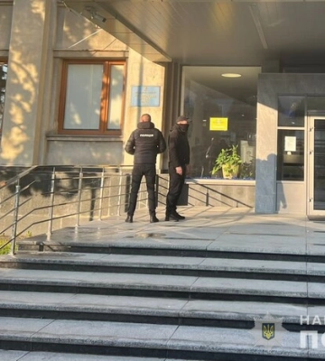 У міськраді Ужгорода проходять обшуки - ЗМІ