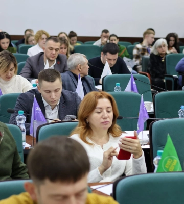 Луцьким школам виділять по 50 тисяч гривень на плетіння маскувальних сіток