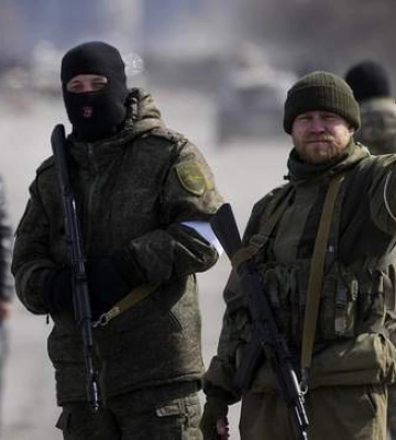 Борються кілька кланів: на окупованій Херсонщині ФСБ відкрила справи про розкрадання коштів