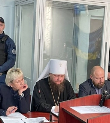 Нічний арешт і браслет: митрополиту УПЦ МП на Черкащині пом'якшили запобіжний захід