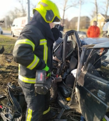 ДТП в Олександрії: загинула жінка, підліток отримав травми (ФОТО)
