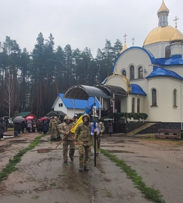 І небо плакало: на Волині провели в останню путь Героя