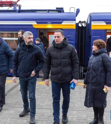 Укрзалізниця запустила першу електричку Dnipro City Express: як виглядає
