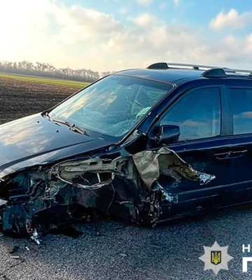 На дорозі Полтава-Карлівка сталася аварія: водій однієї з автівок загинув