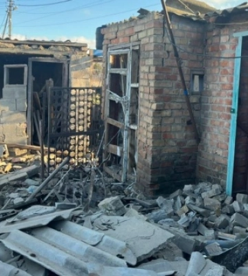 Росіяни запустили 11 дронів і атакували з артилерії Нікопольський район, є постраждалі
