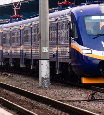 Укрзалізниця запустила першу електричку Dnipro City Express: як виглядає