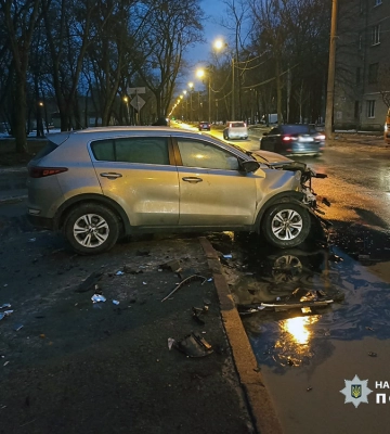 ДТП в Індустріальному районі Харкова: двоє постраждалих (Фото)