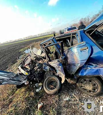 На Полтавщині сталося ДТП: загинув 33-річний водій легковика
