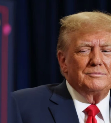 Трамп намагається затягнути судовий процес в одній зі справ проти нього