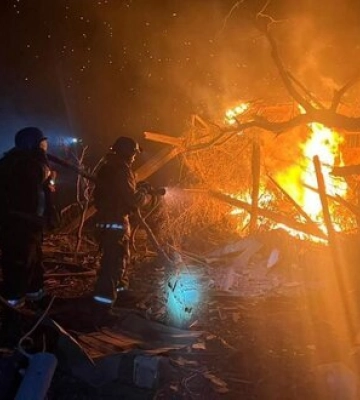Окупанти минулої доби обстріляли щонайменше 12 населених пунктів Донеччини, 2 особи зазнали поранення. ФОТОрепортаж