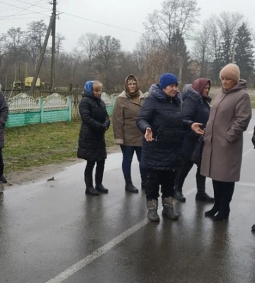 Чому в Луцькому районі на Волині уже місяць автобус не їздить через 5 сіл