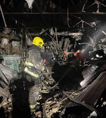 Ворожа атака на Київщину: рятувальники показали наслідки