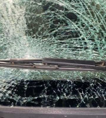 73-річний чоловік загинув під колесами авто у Львові