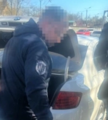 Заробляли на наркоділках: на Одещині судитимуть правоохоронців