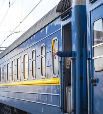 Через аварію на залізниці затримується потяг із Польщі до Запоріжжя