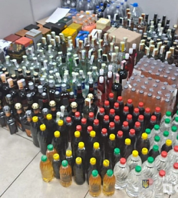 У Новомосковську поліцейські вилучили з незаконного обігу підакцизних товарів на суму понад мільйон гривень