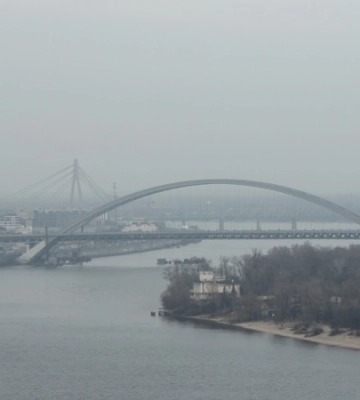 Посадовцю столичного КП повідомили про підозру через будівництво Подільського мосту