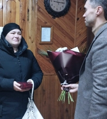 На Волині матері загиблого захисника вручили посмертний орден сина 