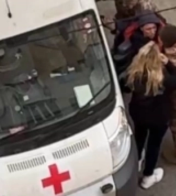 Інцидент у Райдужному: люди у військовій формі в Одесі продовжують використовувати автівки швидкої допомоги для «мобілізаційних заходів»