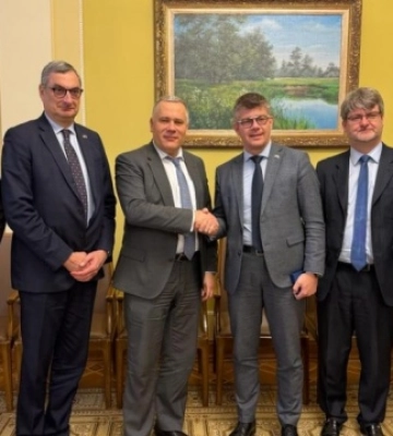 Жовква провів зустріч із делегацією французьких сенаторів