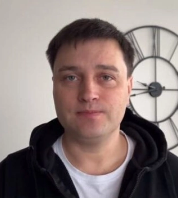 Внаслідок ворожої атаки Києва постраждала квартира ведучого телемарафону «Єдині новини»