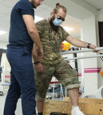&quot;Швидше повернутися до своїх побратимів&quot; – оповідь військового, що проходить лікування в реабілітаційному центрі Дніпра