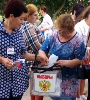 В Мелитополе “выборами” займутся музыкант-лузер, юрист-ноунейм и сын мента-предателя 
